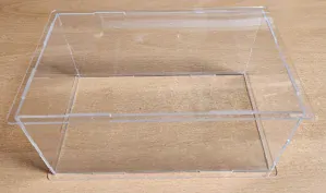 PlexiBox 02100 (680x120x120)