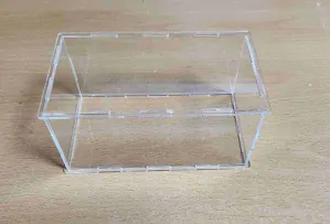PlexiBox 02050 (150x80x70)