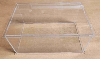 PlexiBox 02230 (660x350x200)